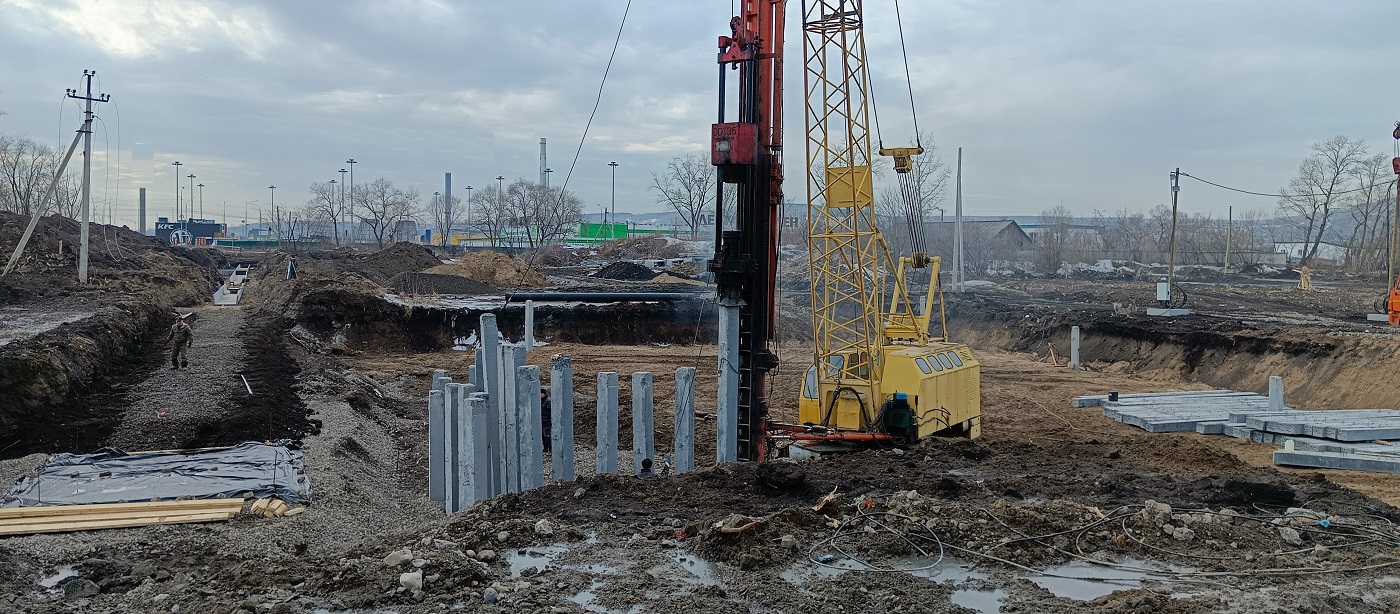 Аренда сваебоя для забивки бетонных свай в Верхнеднепровском