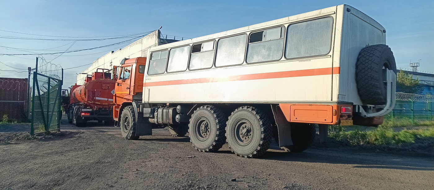 Вахтовые перевозки сотрудников автобусами и спецтехникой в Ярцево