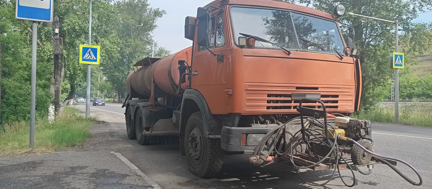 Продажа поливомоечных машин для уборки дорог и поливки зеленых насаждений в Монастырщине